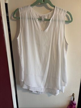 Christina B Sleeveless V-Neck White Layered Women’s Top